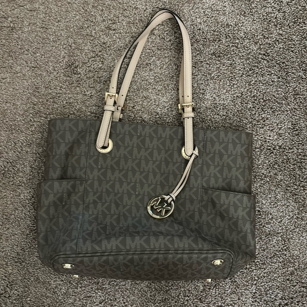MK purse